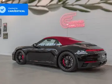 PORSCHE 992 Carrera 4 GTS Cab I Sitzbelüftung I APPROVED