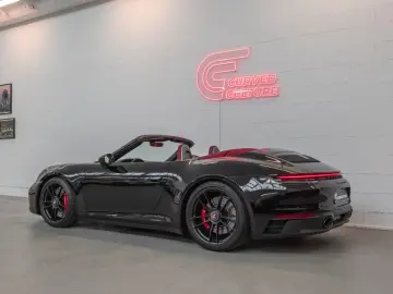 PORSCHE 992 Carrera 4 GTS Cab I Sitzbelüftung I APPROVED