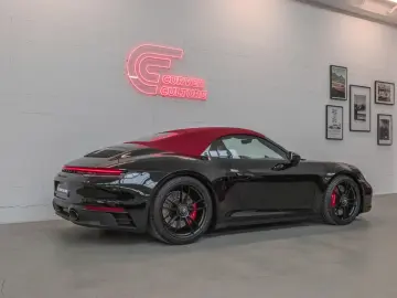 PORSCHE 992 Carrera 4 GTS Cab I Sitzbelüftung I APPROVED