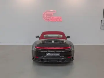 PORSCHE 992 Carrera 4 GTS Cab I Sitzbelüftung I APPROVED