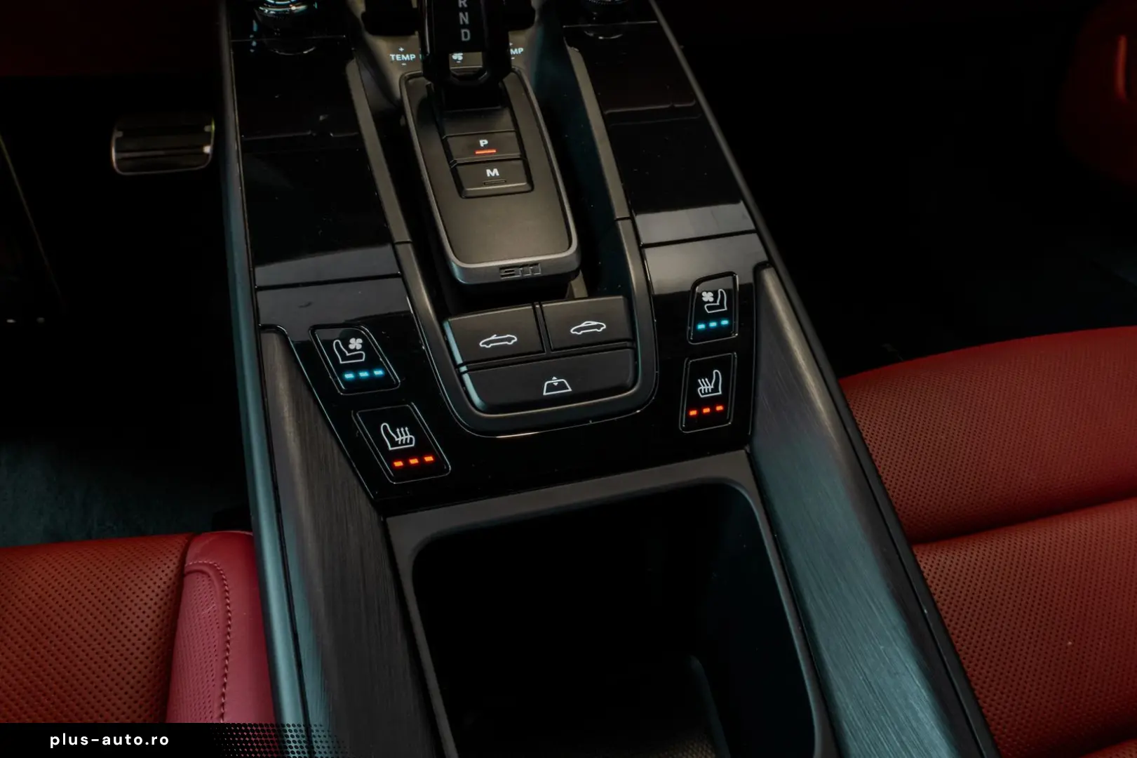 PORSCHE 992 Carrera 4 GTS Cab I Sitzbelüftung I APPROVED