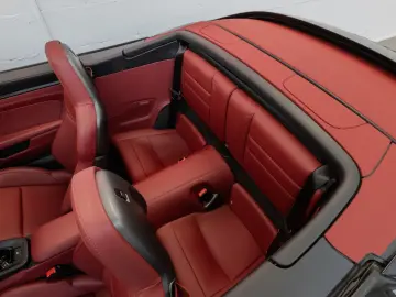 PORSCHE 992 Carrera 4 GTS Cab I Sitzbelüftung I APPROVED