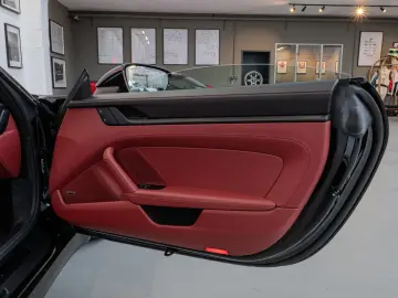 PORSCHE 992 Carrera 4 GTS Cab I Sitzbelüftung I APPROVED