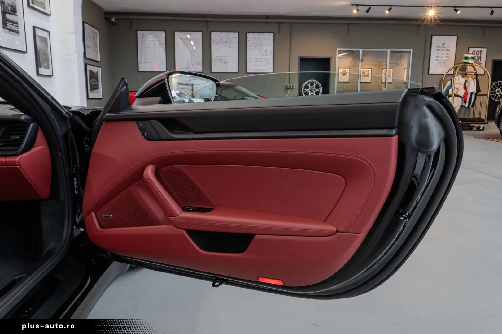 PORSCHE 992 Carrera 4 GTS Cab I Sitzbelüftung I APPROVED