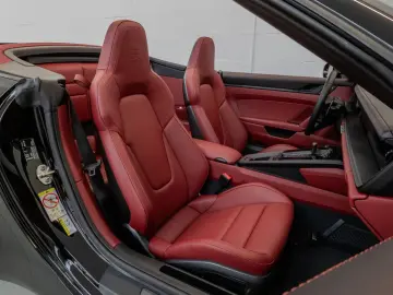 PORSCHE 992 Carrera 4 GTS Cab I Sitzbelüftung I APPROVED