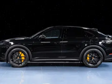 Porsche Cayenne Turbo E-Hyb Coupé GT-package