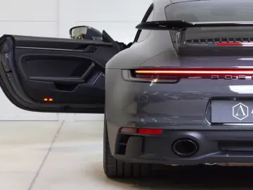 PORSCHE 911 Carrera 4 GTS  Aero  Lift  Klima-sitze