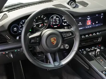 PORSCHE 911 Carrera 4 GTS  Aero  Lift  Klima-sitze