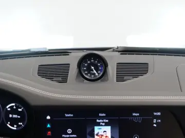 PORSCHE 911 Carrera 4 GTS  Aero  Lift  Klima-sitze