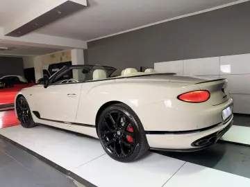 BENTLEY Continental GTC S V8 Mulliner Carbon B&O