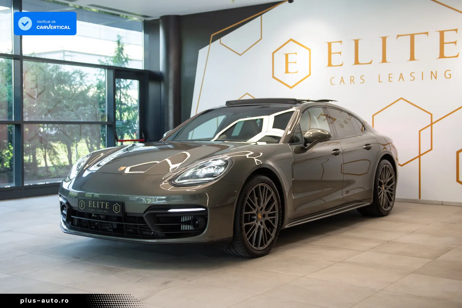 Porsche Panamera 4 Platinum Edition