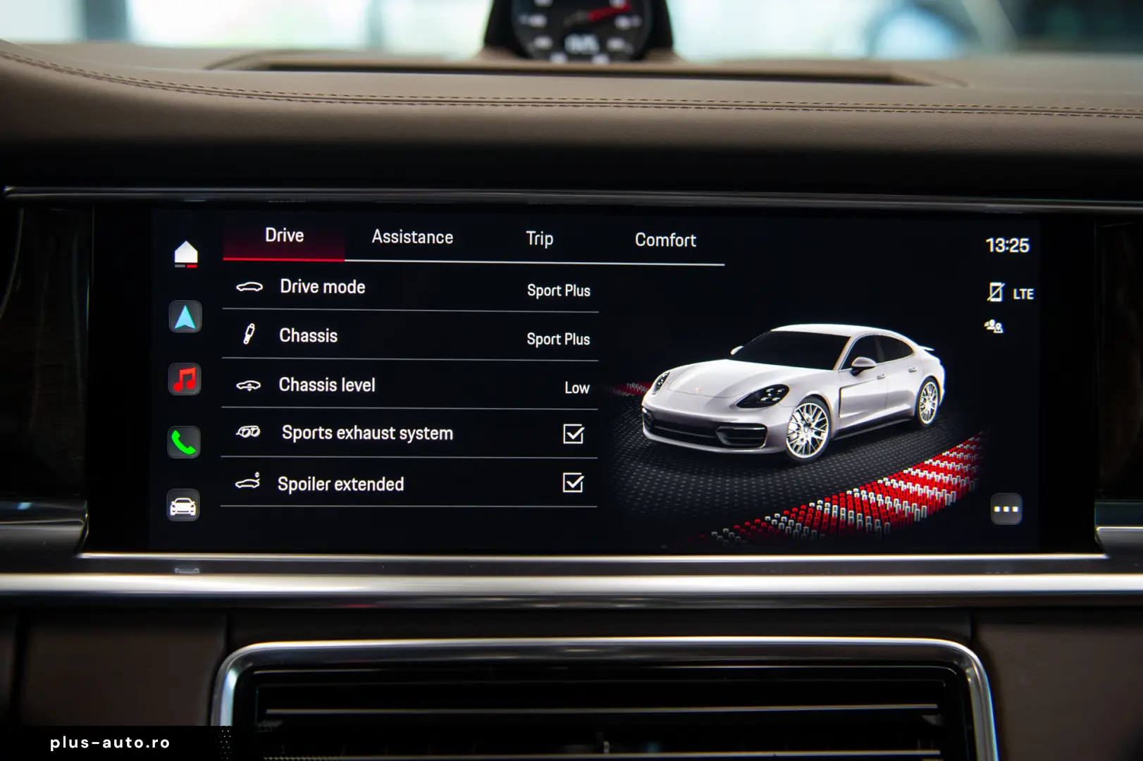 Porsche Panamera 4 Platinum Edition