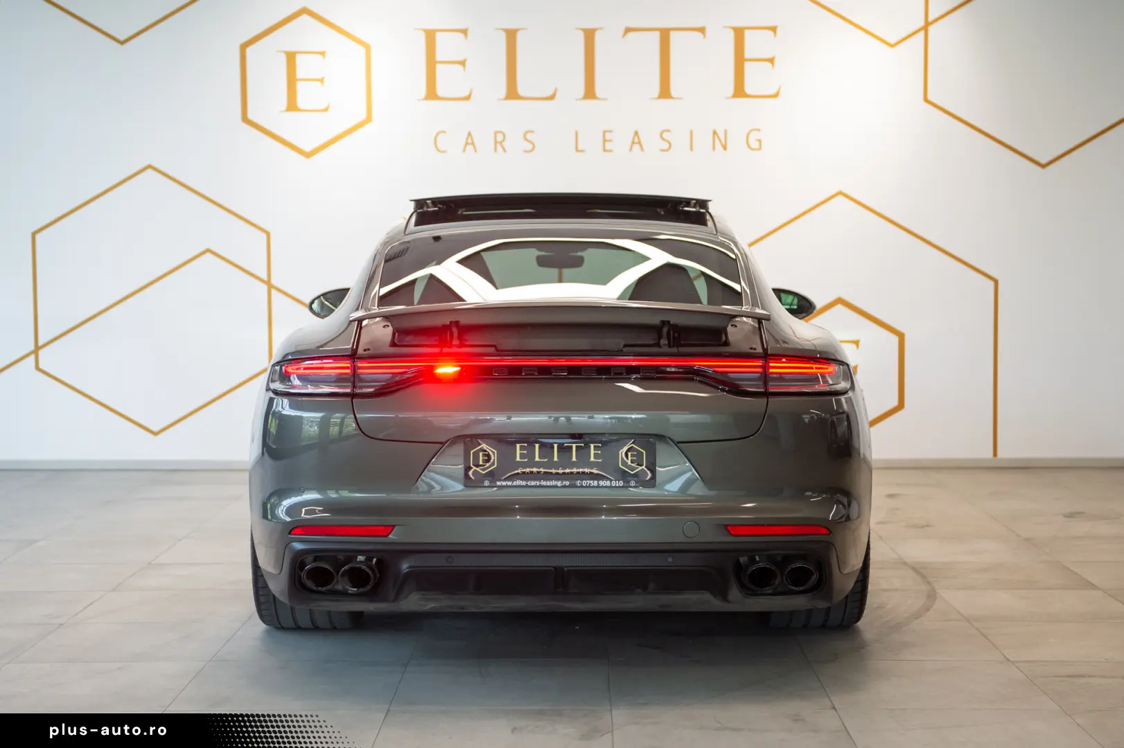 Porsche Panamera 4 Platinum Edition