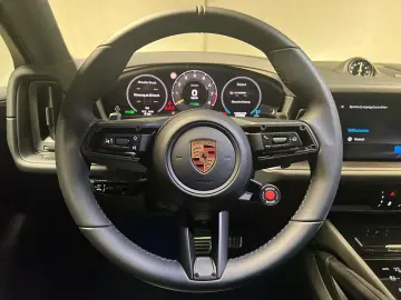 Porsche Cayenne Turbo E-Hybrid Coupe mit GT-Paket