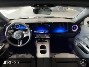 Mercedes-Benz CLA 200 EQ PROGRESSIVE SUPERSCREEN