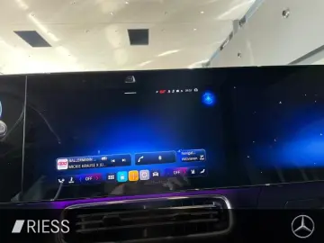 Mercedes-Benz CLA 200 EQ PROGRESSIVE SUPERSCREEN