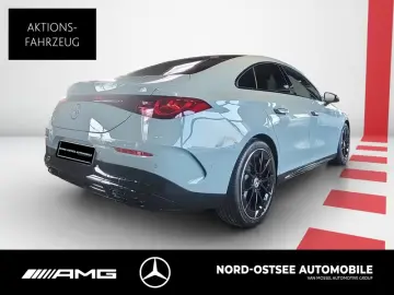Mercedes-Benz CLA 200 AMG Night Superscreen Panorama