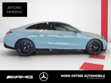 Mercedes-Benz CLA 200 AMG Night Superscreen Panorama