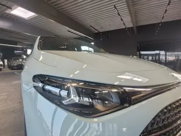 Mercedes-Benz CLA 200 AMG Night Superscreen Panorama