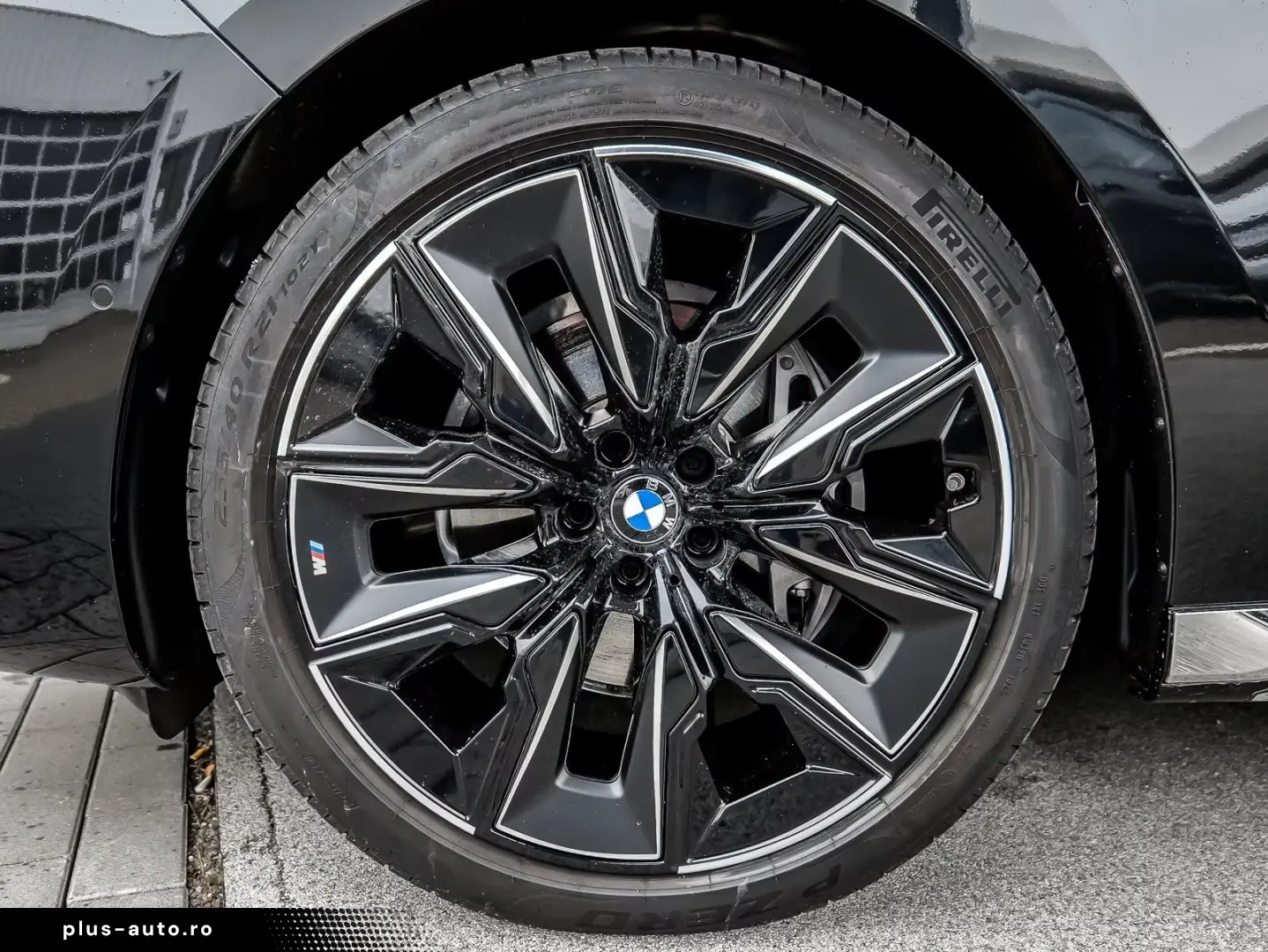 BMW 740d xDrive M Sport TV