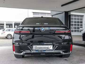 BMW 740d xDrive M Sport TV