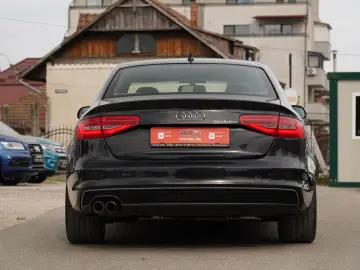 Audi A4 3xS-line Limuzina 2.0Diesel 177cp Euro 5 2013