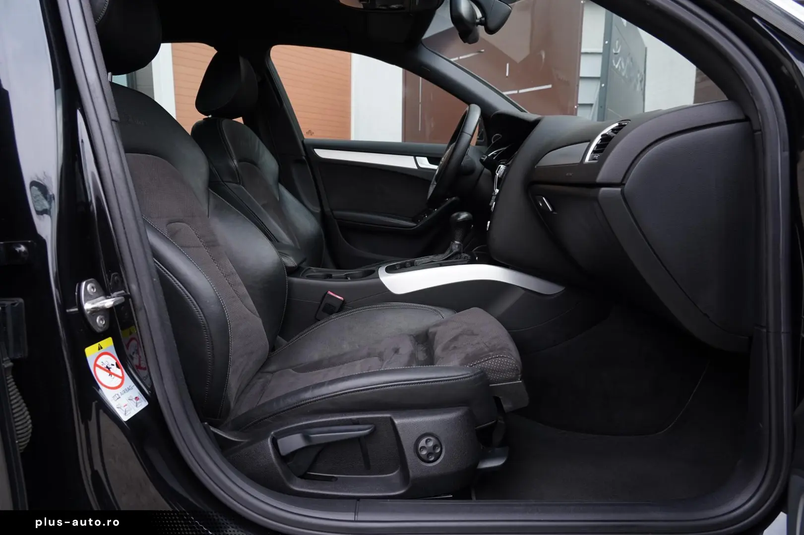 Audi A4 3xS-line Limuzina 2.0Diesel 177cp Euro 5 2013