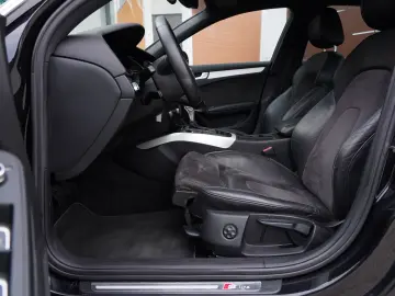 Audi A4 3xS-line Limuzina 2.0Diesel 177cp Euro 5 2013