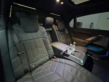 BMW 740 d xDrive M Sport