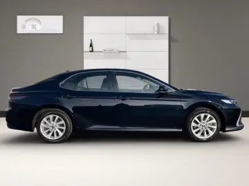 Toyota Camry Hybrid Business Edition