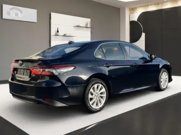 Toyota Camry Hybrid Business Edition