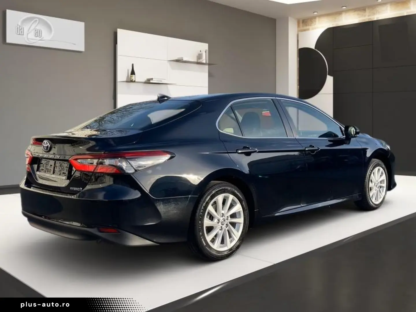 Toyota Camry Hybrid Business Edition