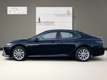 Toyota Camry Hybrid Business Edition