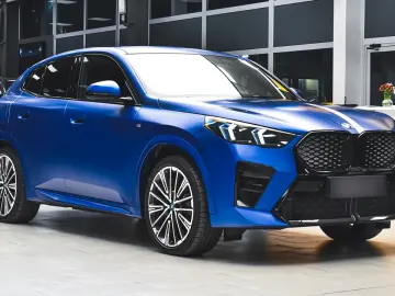 BMW iX2 xDrive30 M Sport