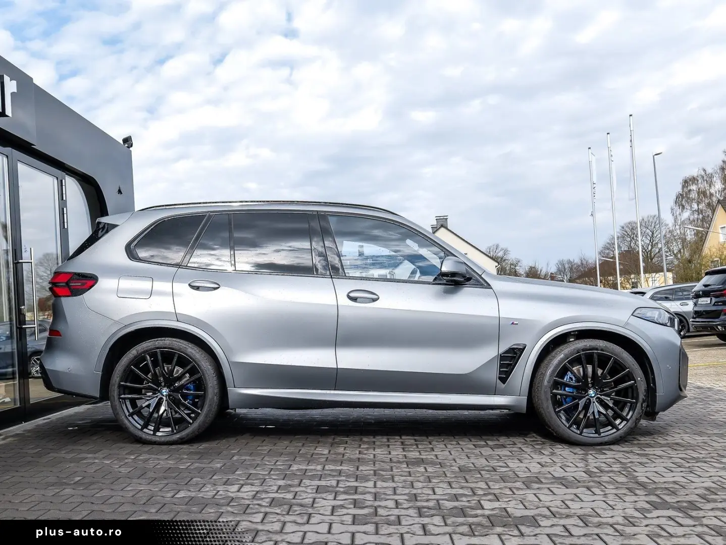 BMW X5 xDrive40d M SPORT PRO AHK PANO HuD DA PROF 36