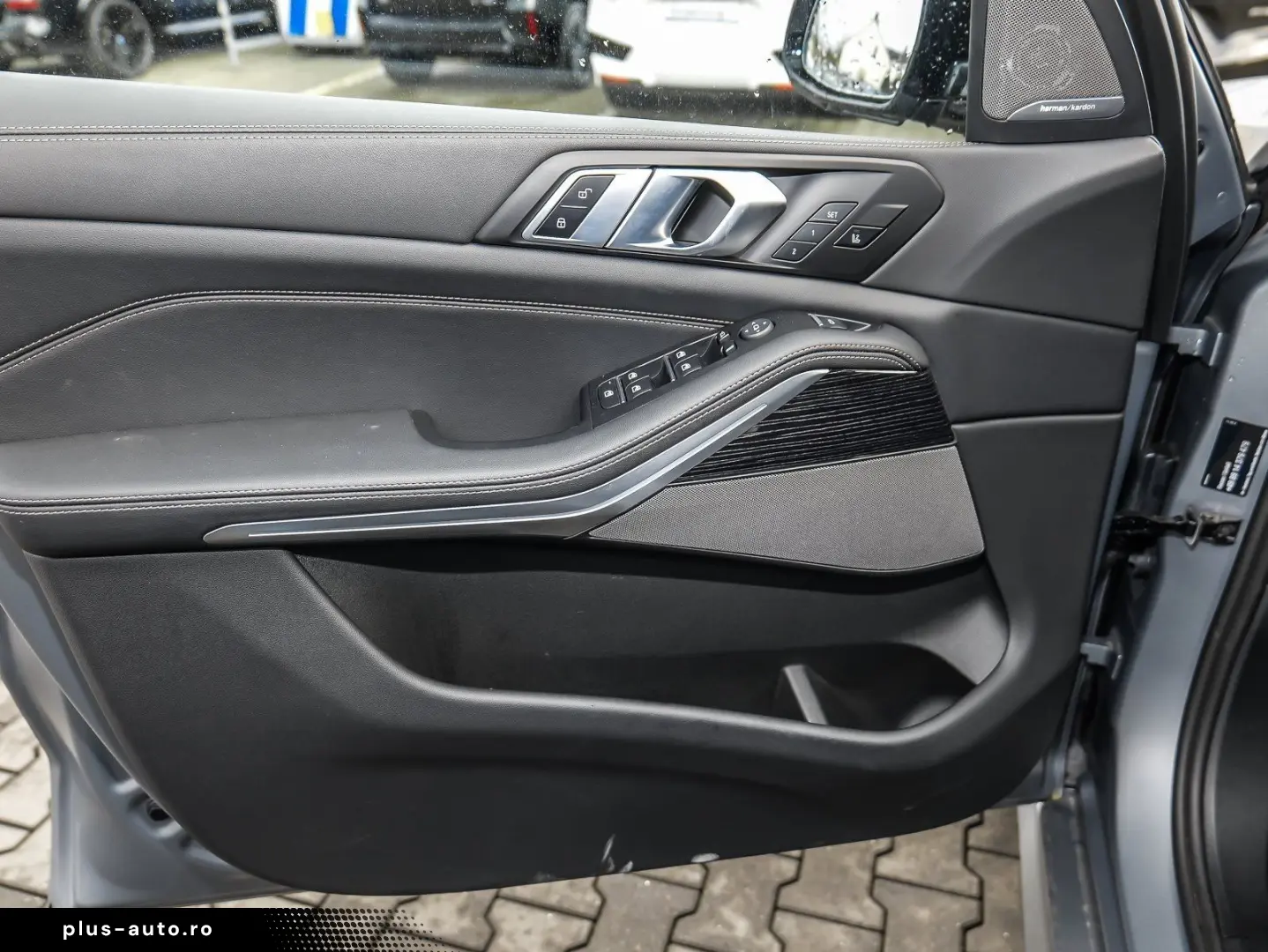 BMW X5 xDrive40d M SPORT PRO AHK PANO HuD DA PROF 36