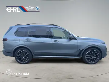 BMW X7 M60i XDRIVE M Sportpaket   AHK 360  STANDHZ