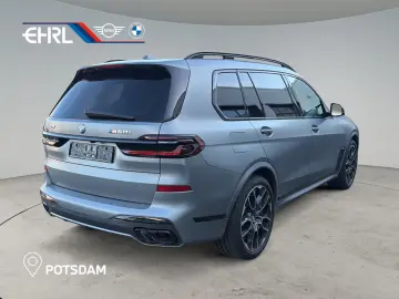 BMW X7 M60i XDRIVE M Sportpaket   AHK 360  STANDHZ