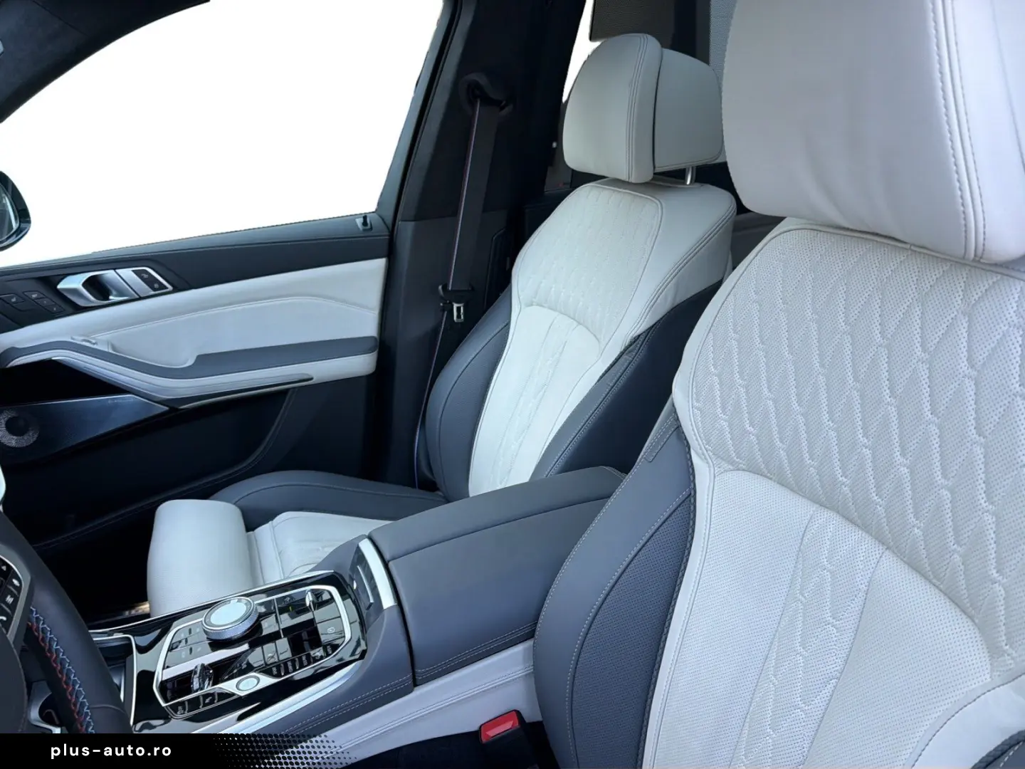 BMW X7 M60i XDRIVE M Sportpaket   AHK 360  STANDHZ