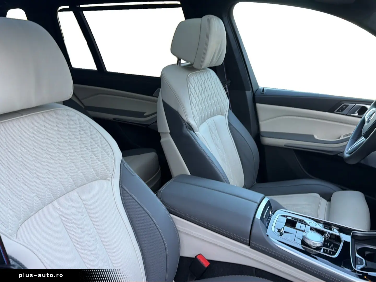 BMW X7 M60i XDRIVE M Sportpaket   AHK 360  STANDHZ