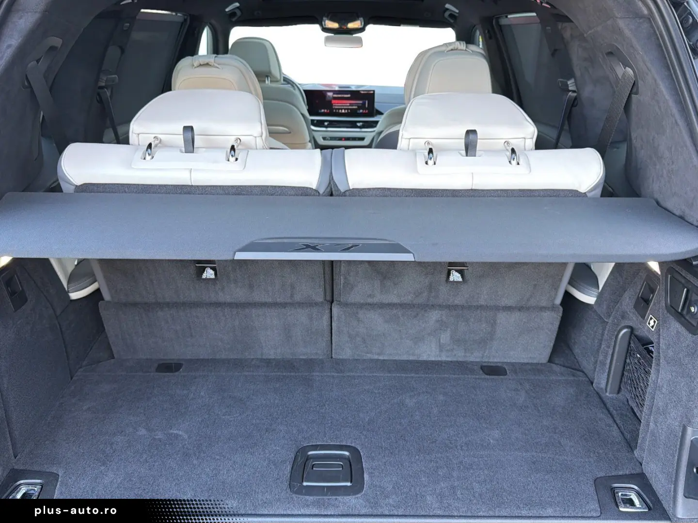 BMW X7 M60i XDRIVE M Sportpaket   AHK 360  STANDHZ