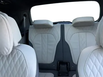 BMW X7 M60i XDRIVE M Sportpaket   AHK 360  STANDHZ