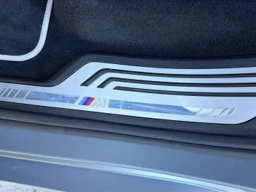 BMW X7 M60i XDRIVE M Sportpaket   AHK 360  STANDHZ