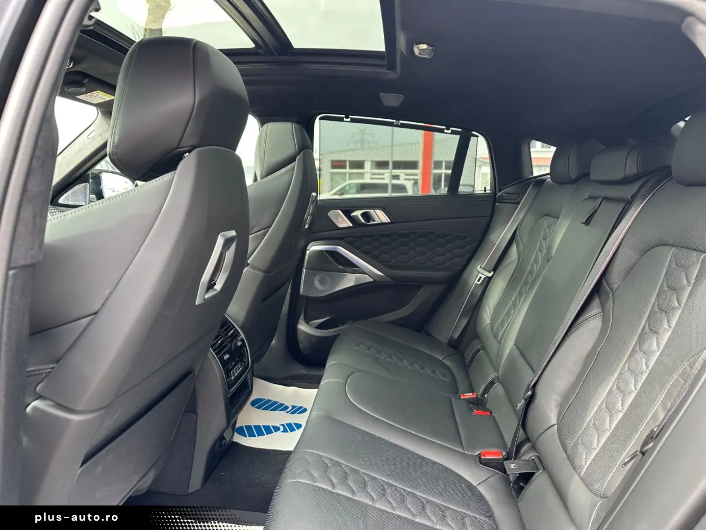 BMW X6 M Competition HEAD-UP B&W MATT LEDER PANO