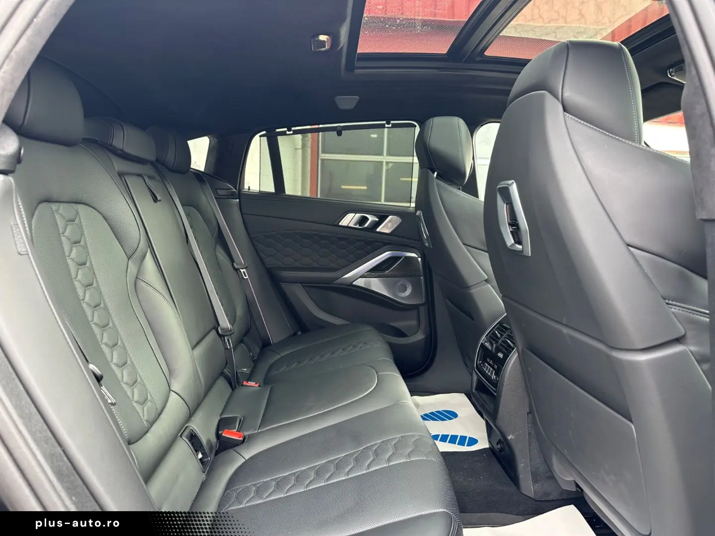 BMW X6 M Competition HEAD-UP B&W MATT LEDER PANO