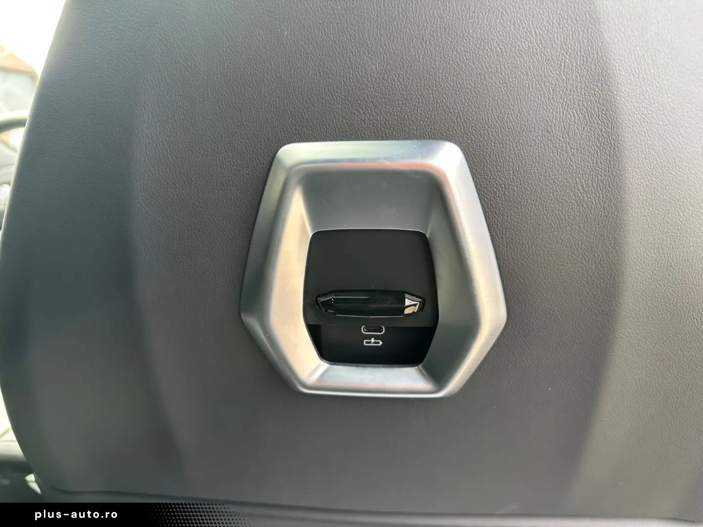 BMW X6 M Competition HEAD-UP B&W MATT LEDER PANO