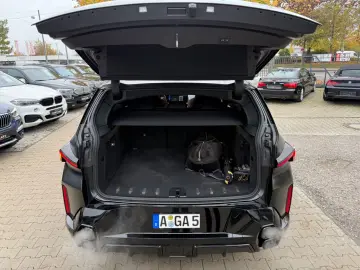 BMW XM RED Label-751PS-LIMITIERT 1 500 Stück