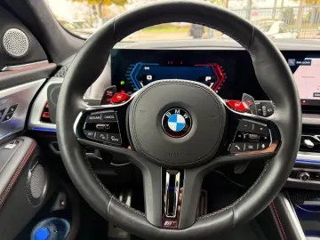 BMW XM RED Label-751PS-LIMITIERT 1 500 Stück