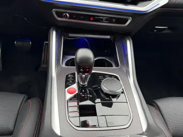 BMW XM RED Label-751PS-LIMITIERT 1 500 Stück