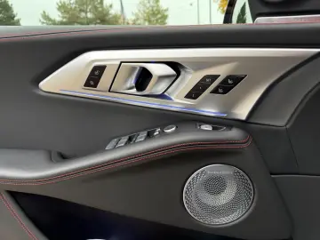 BMW XM RED Label-751PS-LIMITIERT 1 500 Stück